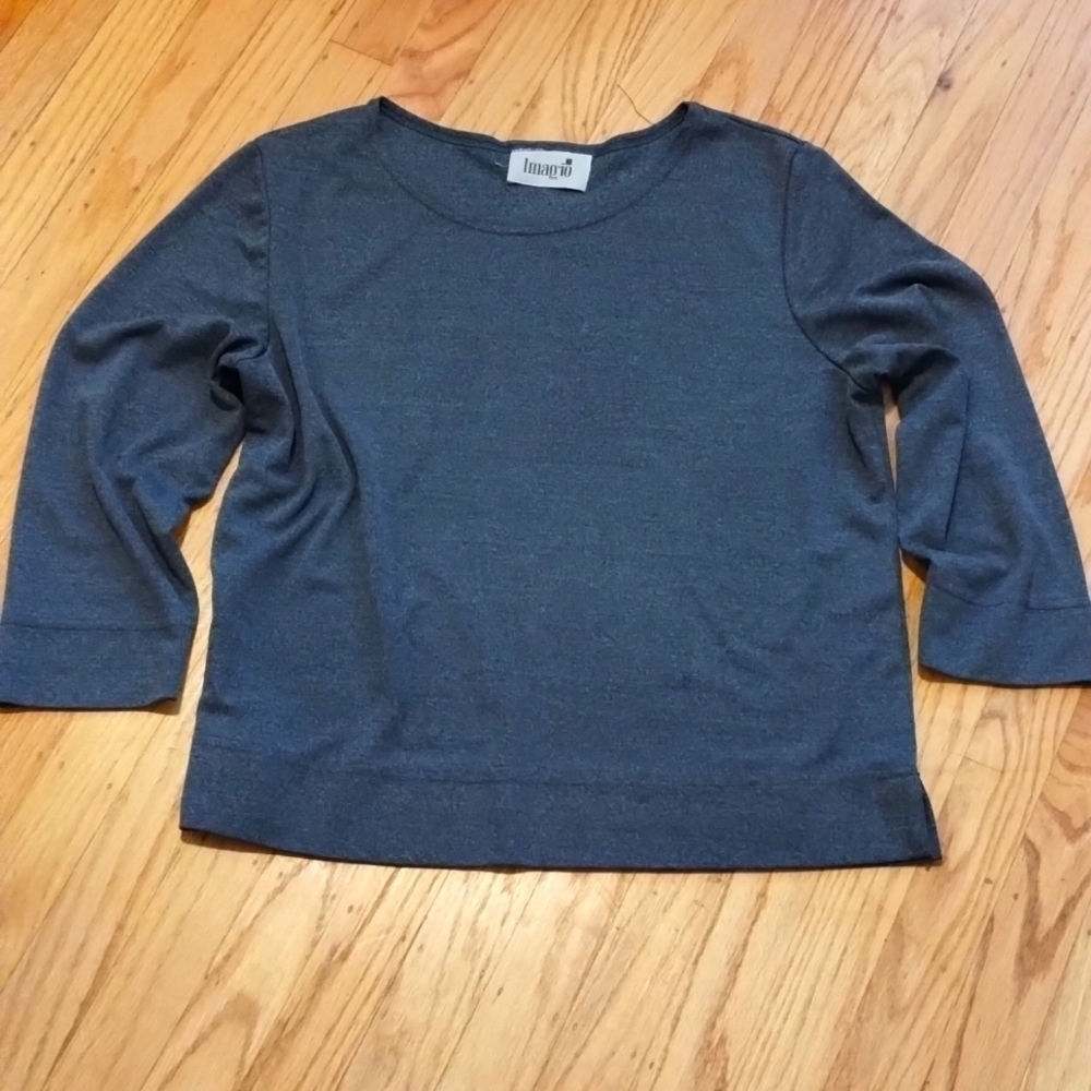 🙋Imagio gray 3/4 sleeve shirt Sz M-L, polyester blend